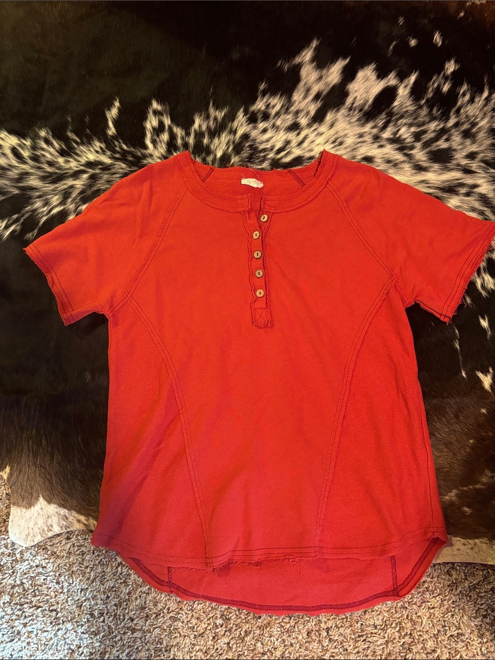 U Bar and Co Red/Rust Short-Sleeve Henley Tee